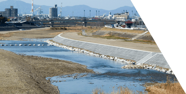 丸亀市飯野箇所護岸土木工事